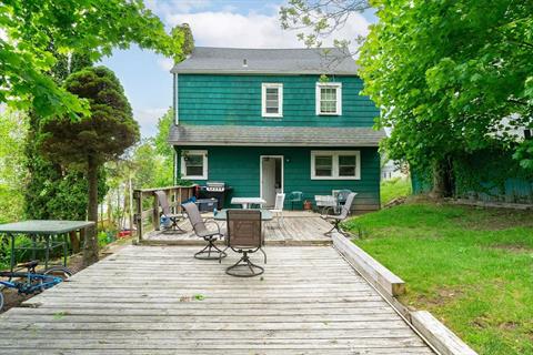 Deck