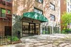 Bright and sunny, large junior four apartment! Features include two good sized bedrooms, a gally kitchen, living room with dining area and a full bath. Close to ground transportation, major highways, easy shopping and excellent restaurants. In School District #24