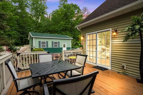 Deck