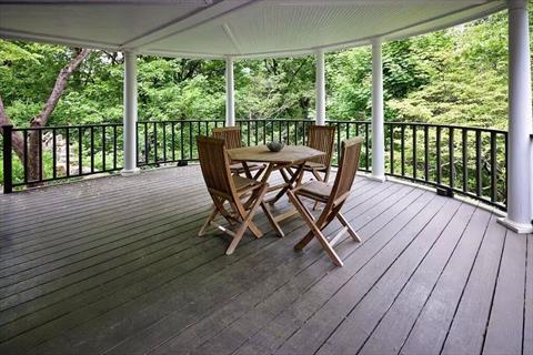 Deck