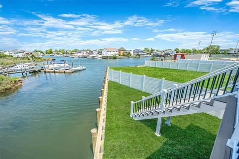 Dock
