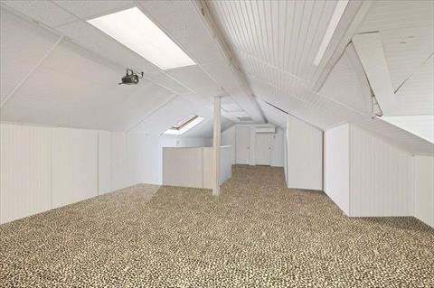 Bonus Room