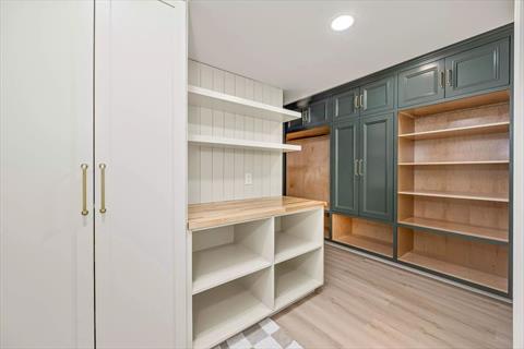 Closet