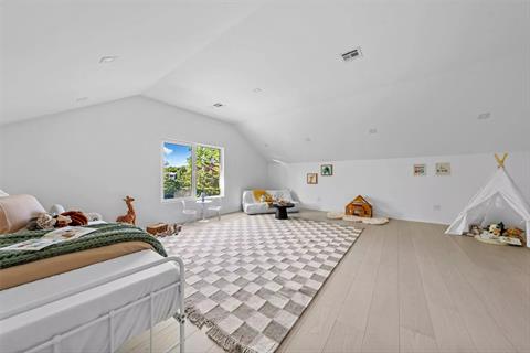 Bonus Room