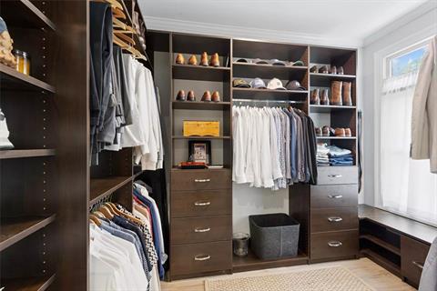 Closet