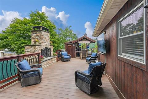 Deck