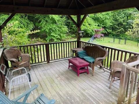 Deck