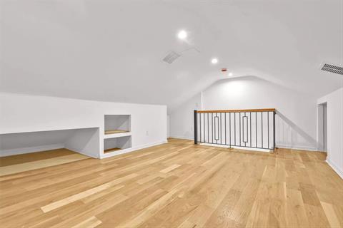 Bonus Room