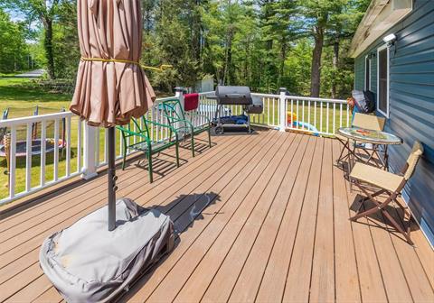 Deck
