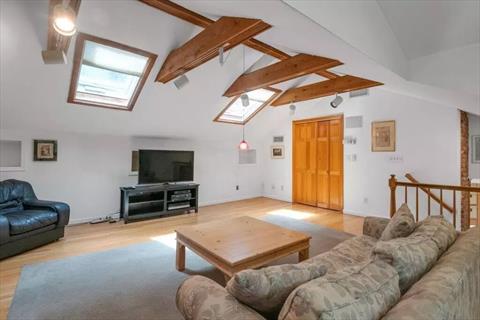 Bonus Room