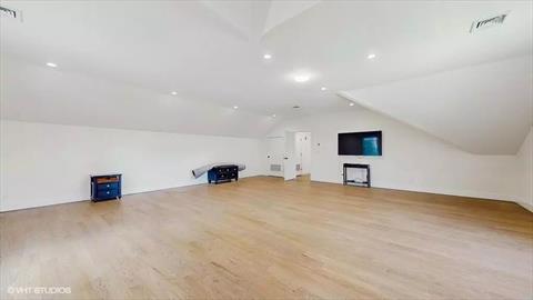 Bonus Room
