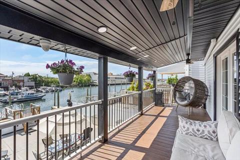 Deck