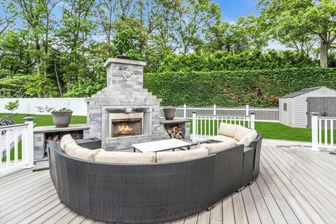 Deck