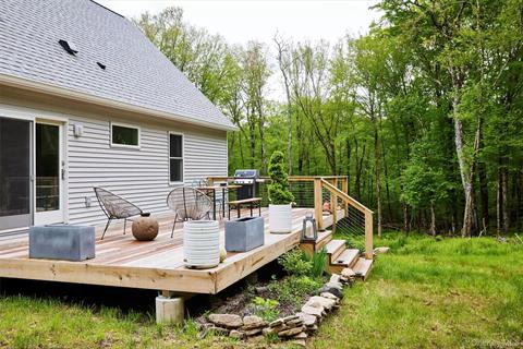 Deck
