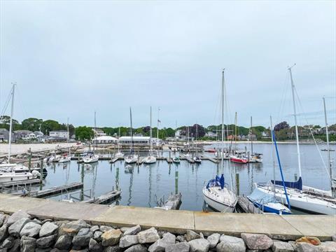 Dock