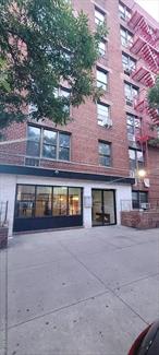 Beautiful, move in ready, recently updated 1 bedroom with a second junior 4 bedroom, living room, kitchen, 1 full bathroom, lots of closets.