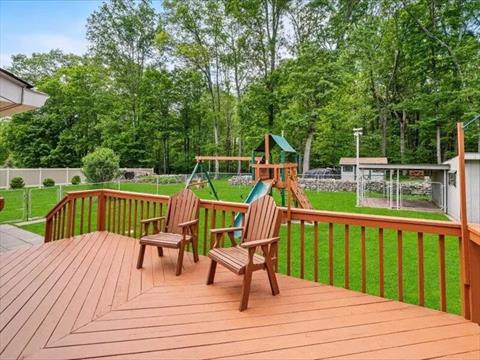 Deck