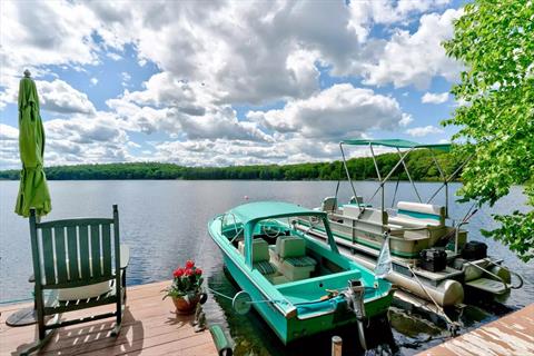 Dock