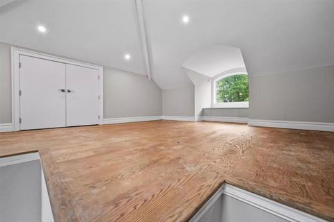 Bonus Room