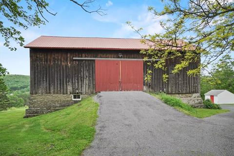 Barn