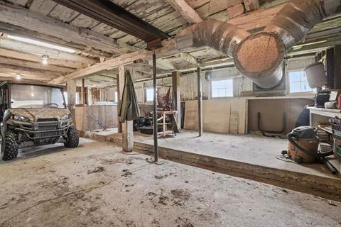 Barn