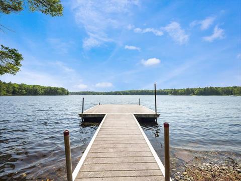 Dock