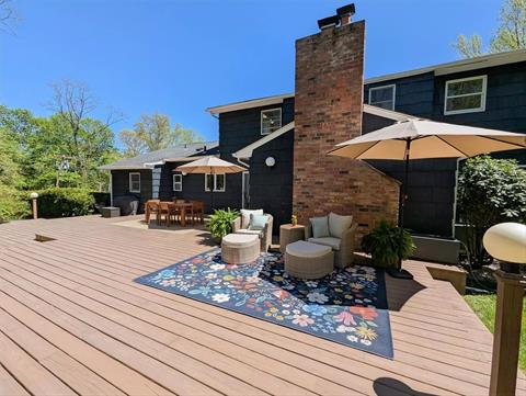 Deck