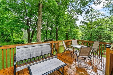 Deck