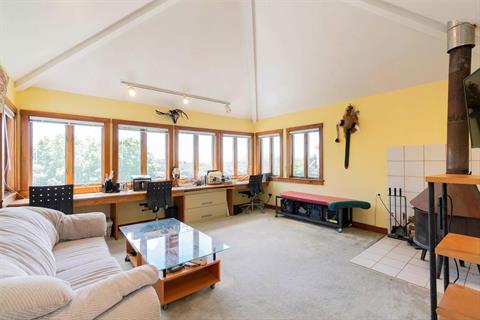 Guest Quarters