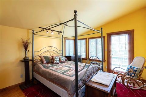 Guest Quarters