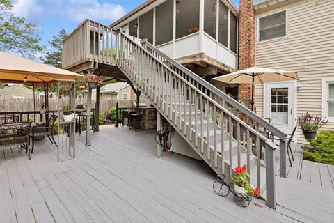 Deck