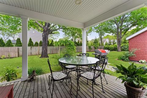 Deck