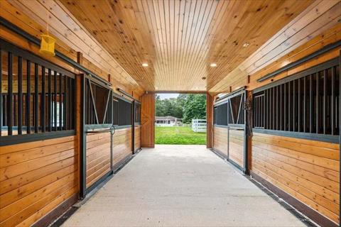 Stable