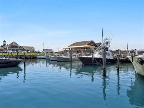 Dock