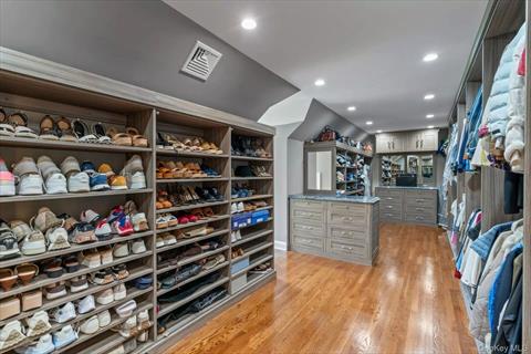 Closet