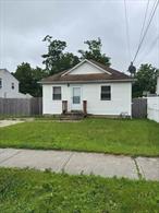 3 Bedroom 1 Bathroom Ranch. Conveniently located near highways, LIRR, shopping, parks, and most amenities!