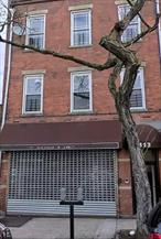Take a look at this mixed-use building. The first floor features a vacant hair salon, while the second and third floors offer a 3-bedroom apartment with an additional railroad-style room that can be used as a fourth bedroom. Each unit has its own heating system, so the owner has no utility expenses.
