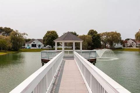 Dock