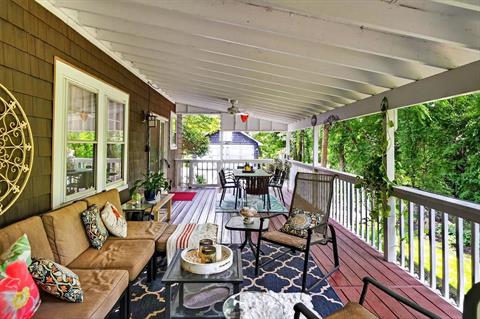 Deck
