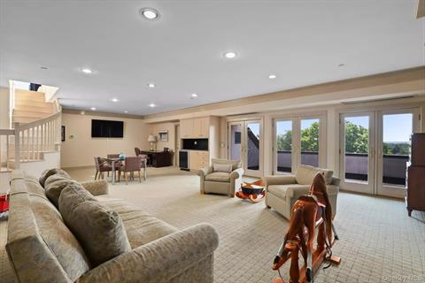 Guest Quarters