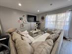 Beautiful One family home in good condition with parking for 2 cars at the rear.