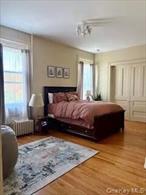 ***MUST HAVE GREAT CREDIT ***. No Pets. Heat is included. Fabulous High End 2 nd Floor Apt. This Gorgeous apartment features High ceilings, Lots of Windows, Hardwood Floors, Lots of Closet Space, Newer Designer Kitchen,  Washer and Dryer,  2 Very Spacious Bedrooms, and a beautiful Bathroom. Formal Dining Room,  Heat and Hotwater included. Off street parking. Walking distance to all of Middletownâ€™s fabulous Restaurants and Breweries. Shopping and Bus Terminal. Must See