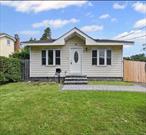 Beautifully renovated home in the heart of Bayshore. All updated on a large lot. New appliances. Large closet space and full basement.