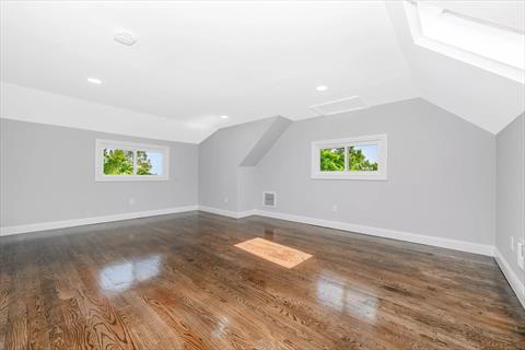 Bonus Room