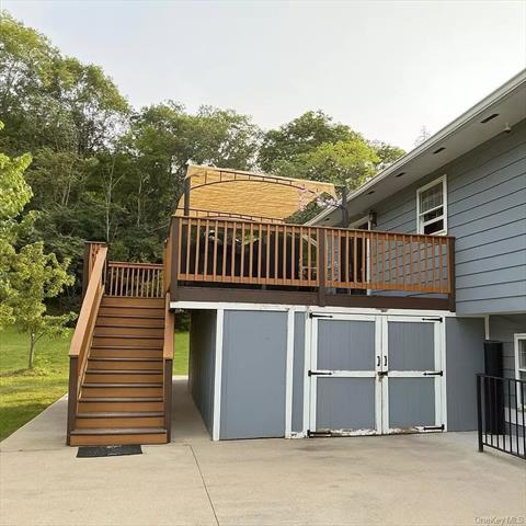 Deck