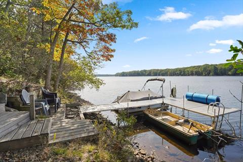 Dock