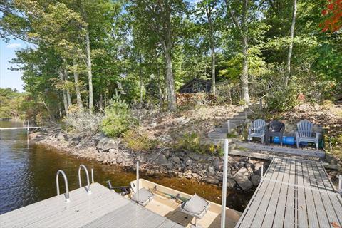 Dock