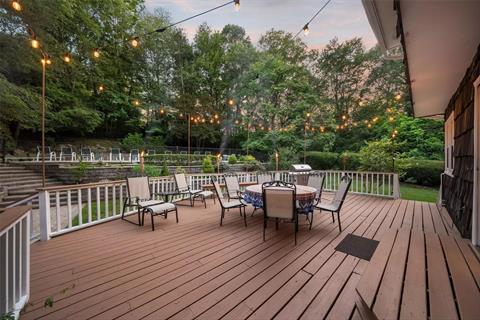 Deck