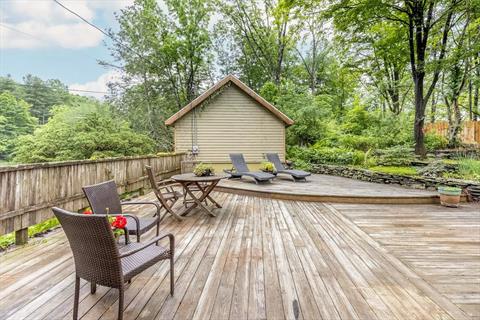 Deck
