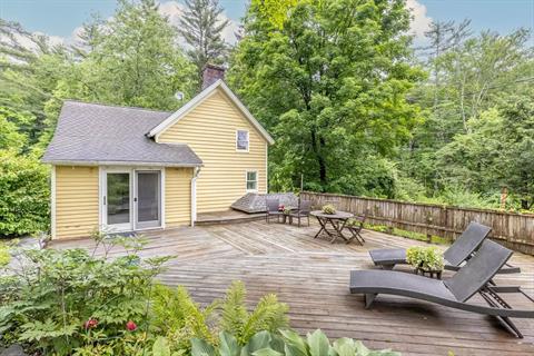 Deck